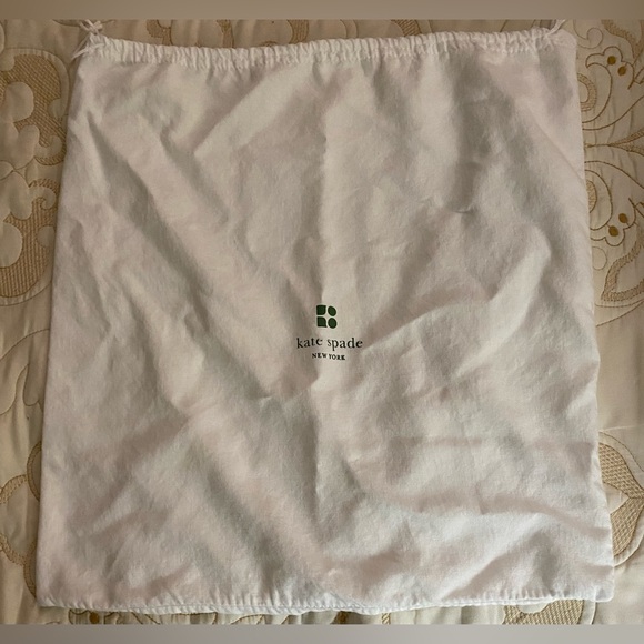 New York Kate Spade Magnetic Lock Shoulder Bag! With dust bag! - Picture 9 of 9